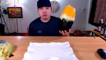 吃瓜小学弟,揭秘校园里的“瓜田”趣事